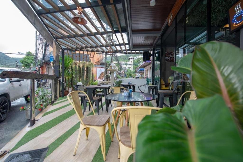 Oyo 314 The Space Hotell